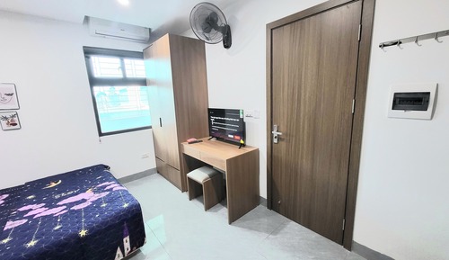 Basic Suite, Refrigerator, City View