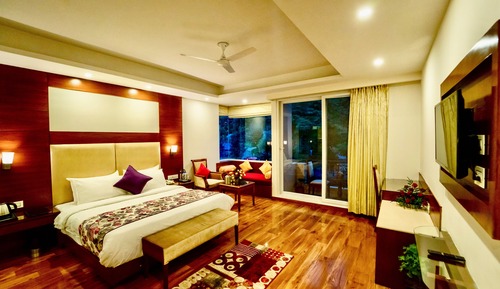 Deluxe Double Room, 1 Bedroom, Balcony, Mountain View