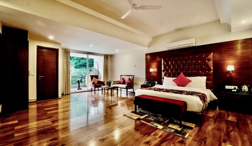 Royal Double Room, 1 King Bed, Balcony, River View