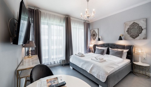 Economy Studio Suite