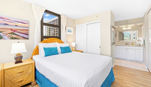 Apartment, 1 Queen Bed with Sofa bed, Mountain View (0137)