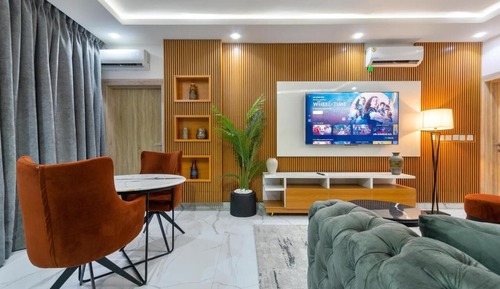 Family Room, Balcony