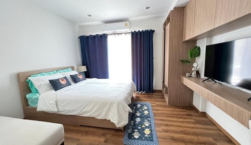 Studio, 1 Queen Bed with Sofa bed, Non Smoking
