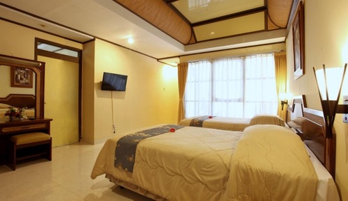 Superior Twin Room