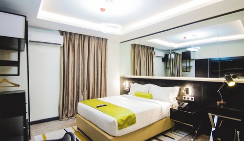 Deluxe Studio, City View