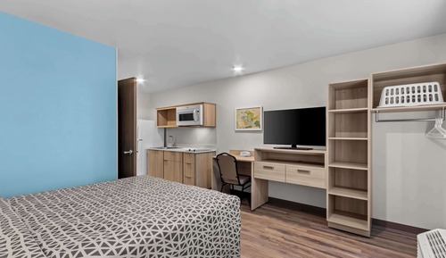 Suite, 1 Queen Bed, Non Smoking