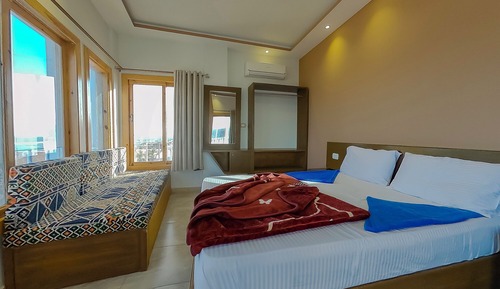 Standard Suite, Private Bathroom, Sea View