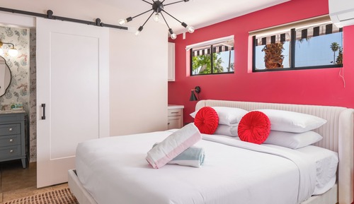 Studio Suite (The Edie Suite)