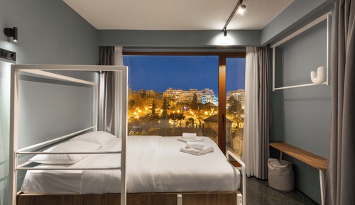 Corner Room with Panoramic view