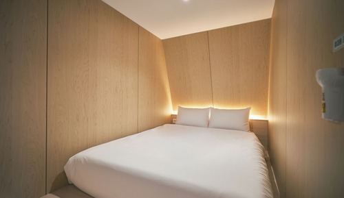 Superior Quadruple Room, 2 Queen Beds, Private Bathroom, Ground Floor