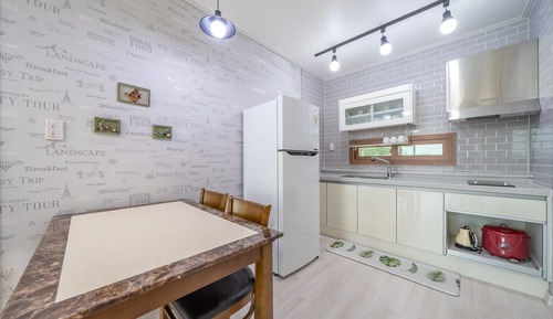 Basic Room, 1 Bedroom (F2)