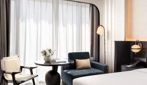 Superior Room, 1 King Bed