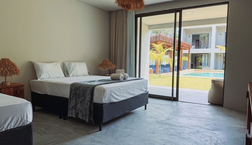 Comfort Suite, Pool View (suite terrea)