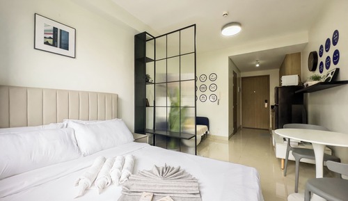 Standard Condo, 1 Queen Bed, Refrigerator & Microwave
