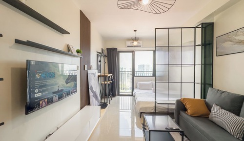 Superior Condo, 1 Queen Bed with Sofa bed, Refrigerator & Microwave