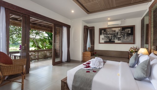 One Bedroom private kitchen