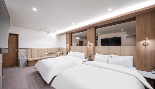 Suite Twin Room