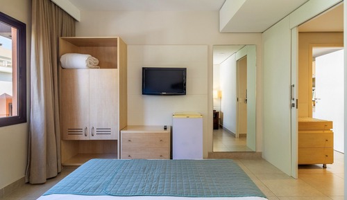 Basic Apartment