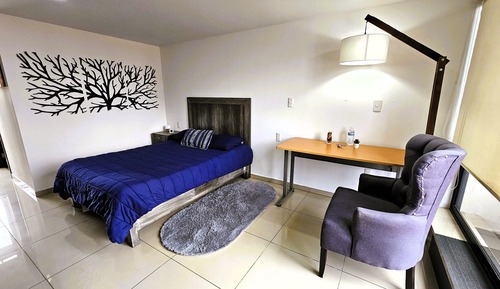 Executive Studio Suite, City View