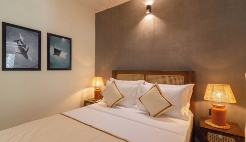 Economy Room