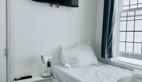 Quadruple Room, Private Bathroom
