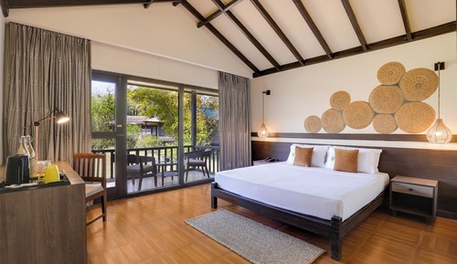 Deluxe King Cottage