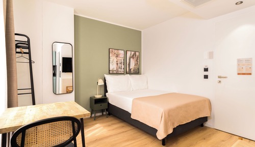 Single Suite with Rooftop Terrace