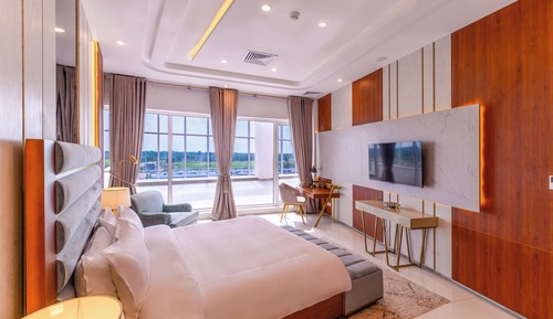 Executive Suite