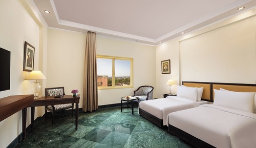 Premium Twin Room (Deluxe)