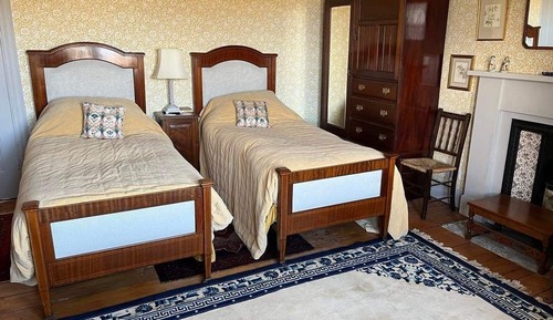Twin Room, Private Bathroom