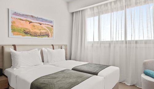 Classic Room, 2 Twin Zip Beds, Accessible