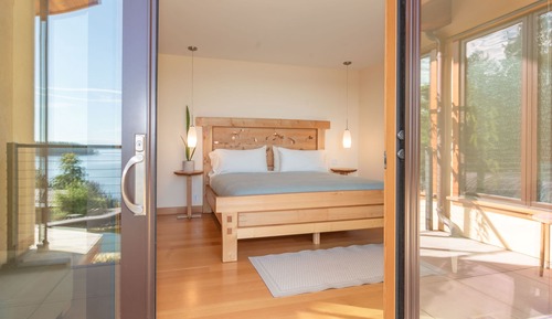 Archipelago Room