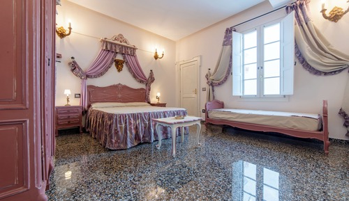 Junior Room