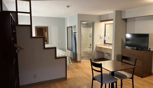 Suite, 1 King Bed, Non Smoking