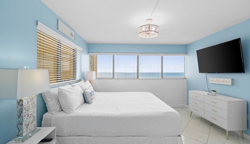 Condo, 2 Bedrooms, Ocean View (701A)