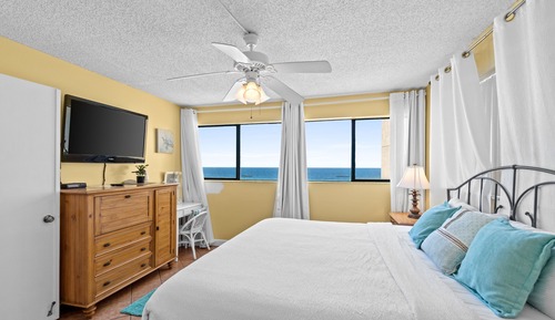 Condo, 2 Bedrooms, Ocean View (605A)