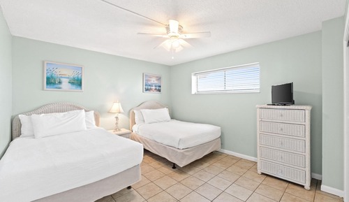 Condo, 2 Bedrooms, Ocean View (707B)