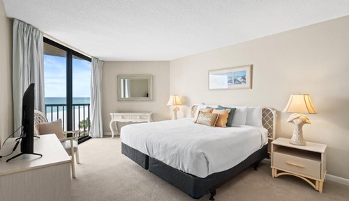 Condo, 2 Bedrooms, Ocean View (608B)