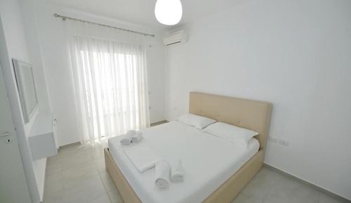 Comfort Apartment, 2 Bedrooms, Kitchen, Sea View