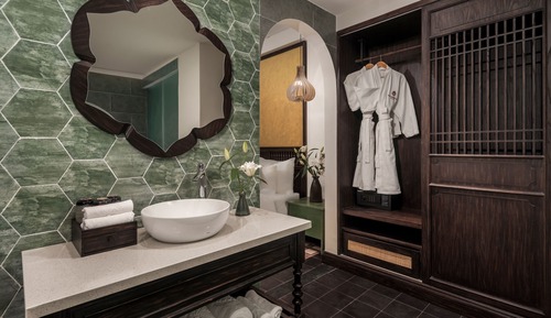 Family Charming Room