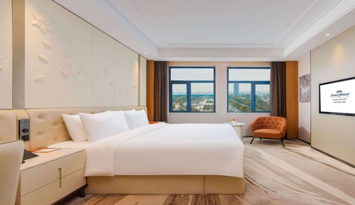 Executive Suite, 1 King Bed, Non Smoking