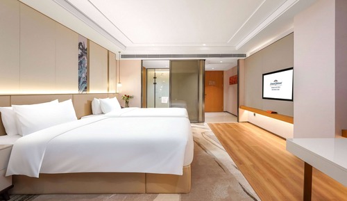 Suite, 2 Twin Beds, Smoking