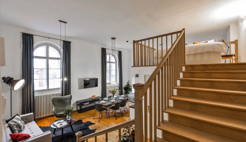 Grand Loft