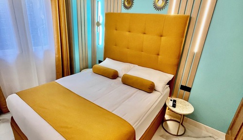 Luxury Apartment, Multiple Beds, Patio
