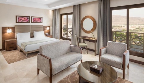 Junior Suite, 1 King Bed
