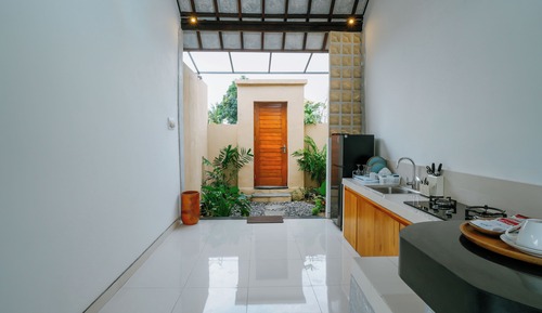 Comfort Villa, 1 Bedroom, Kitchen, Pool View