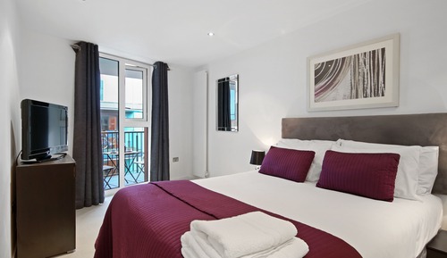 Superior Apartment, 1 Queen Bed, Balcony (27)