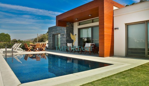 Luxury Villa