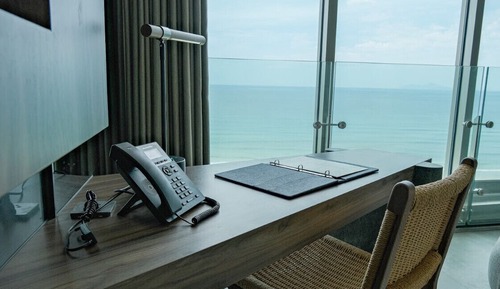 Deluxe Double Room Oceanfront Without Bathtub Free Daily High Tea