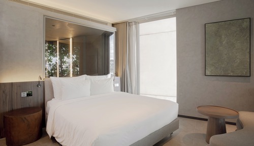 Deluxe Double Room City View Free Daily High Tea